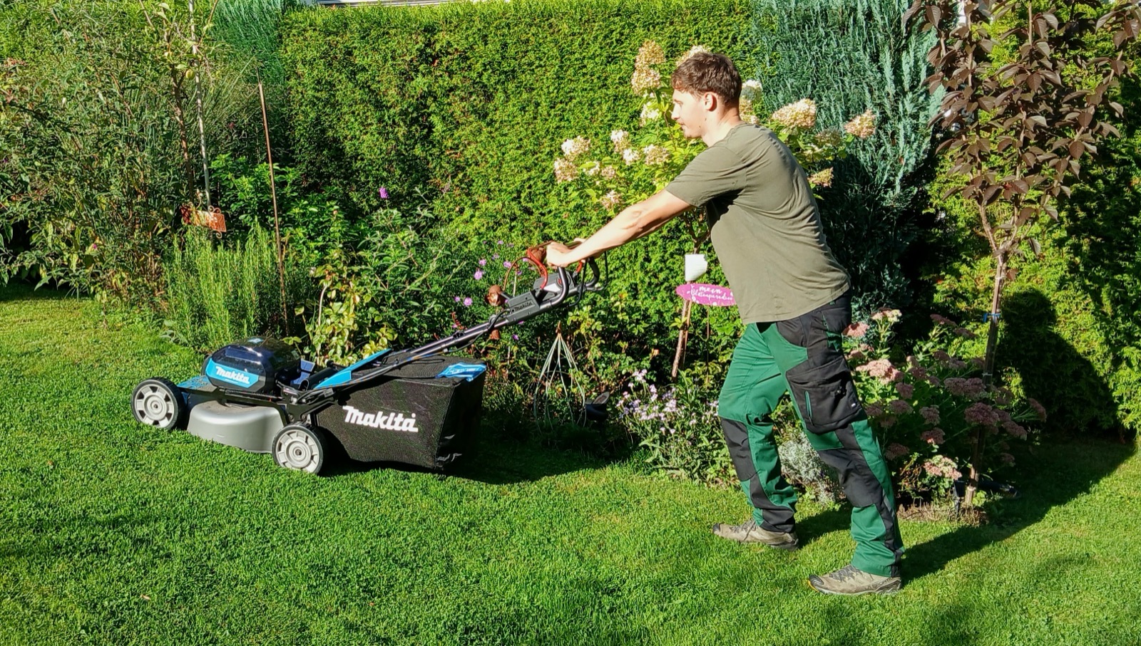 Rasenmähen mit Makita